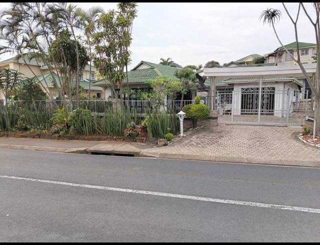 4 BEDROOM HOUSE FOR SALE IN SOMERSET PARK